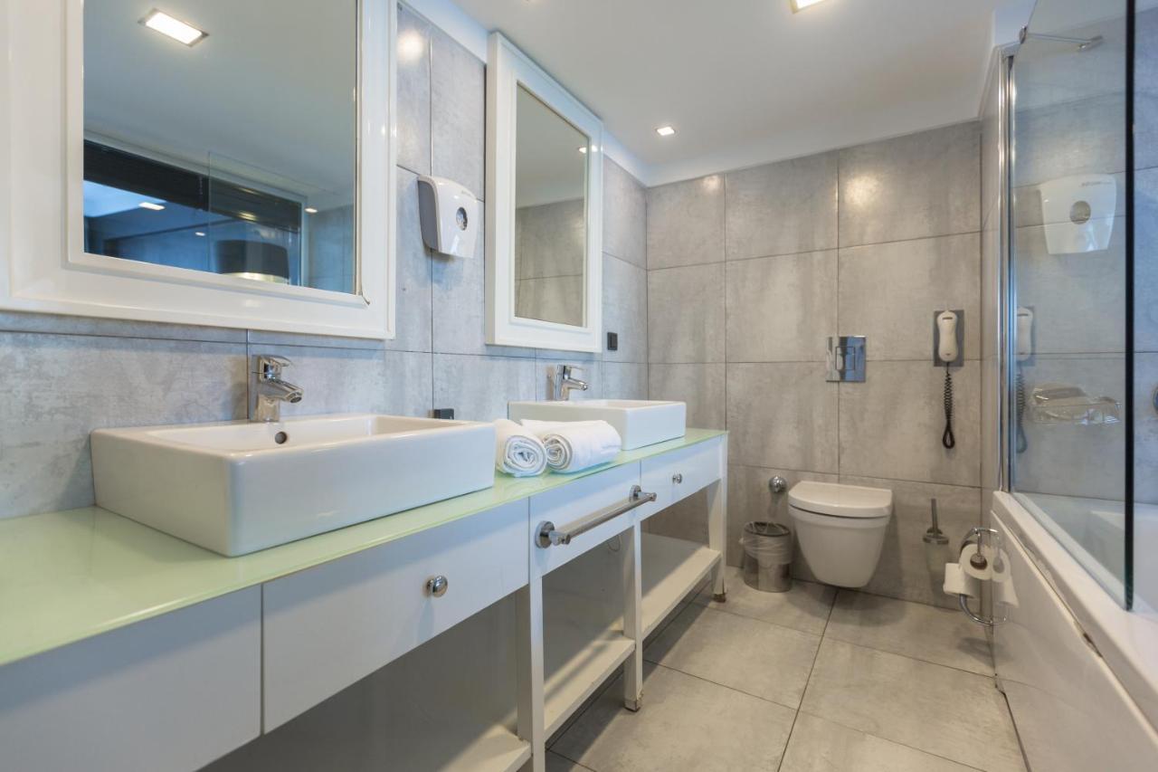 Efe Hotel Kuşadası Buitenkant foto
