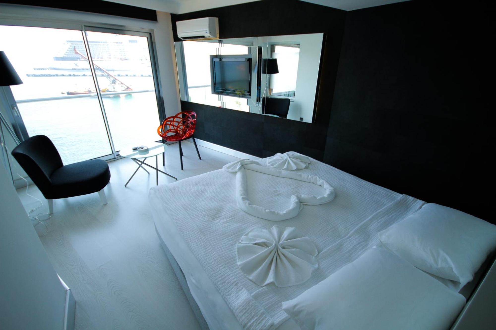 Efe Hotel Kuşadası Buitenkant foto