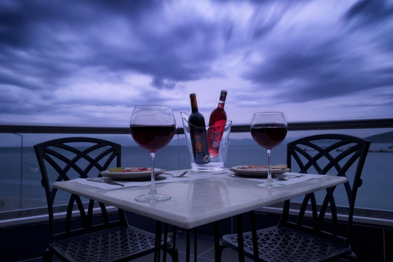 Efe Hotel Kuşadası Buitenkant foto